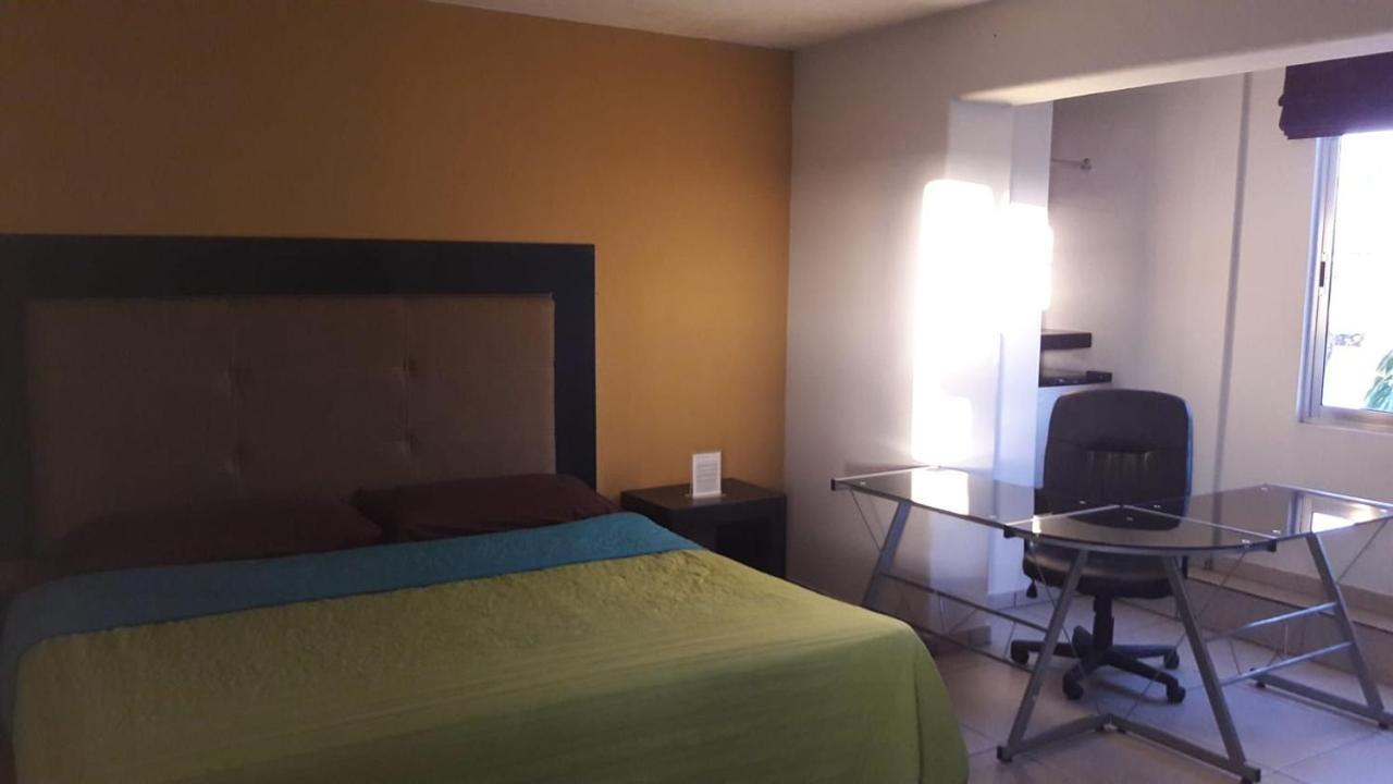 Guamuchil Hotel Flores מראה חיצוני תמונה